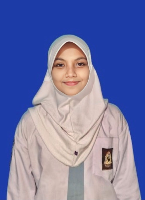 RAJWA PUTRI YOVINA