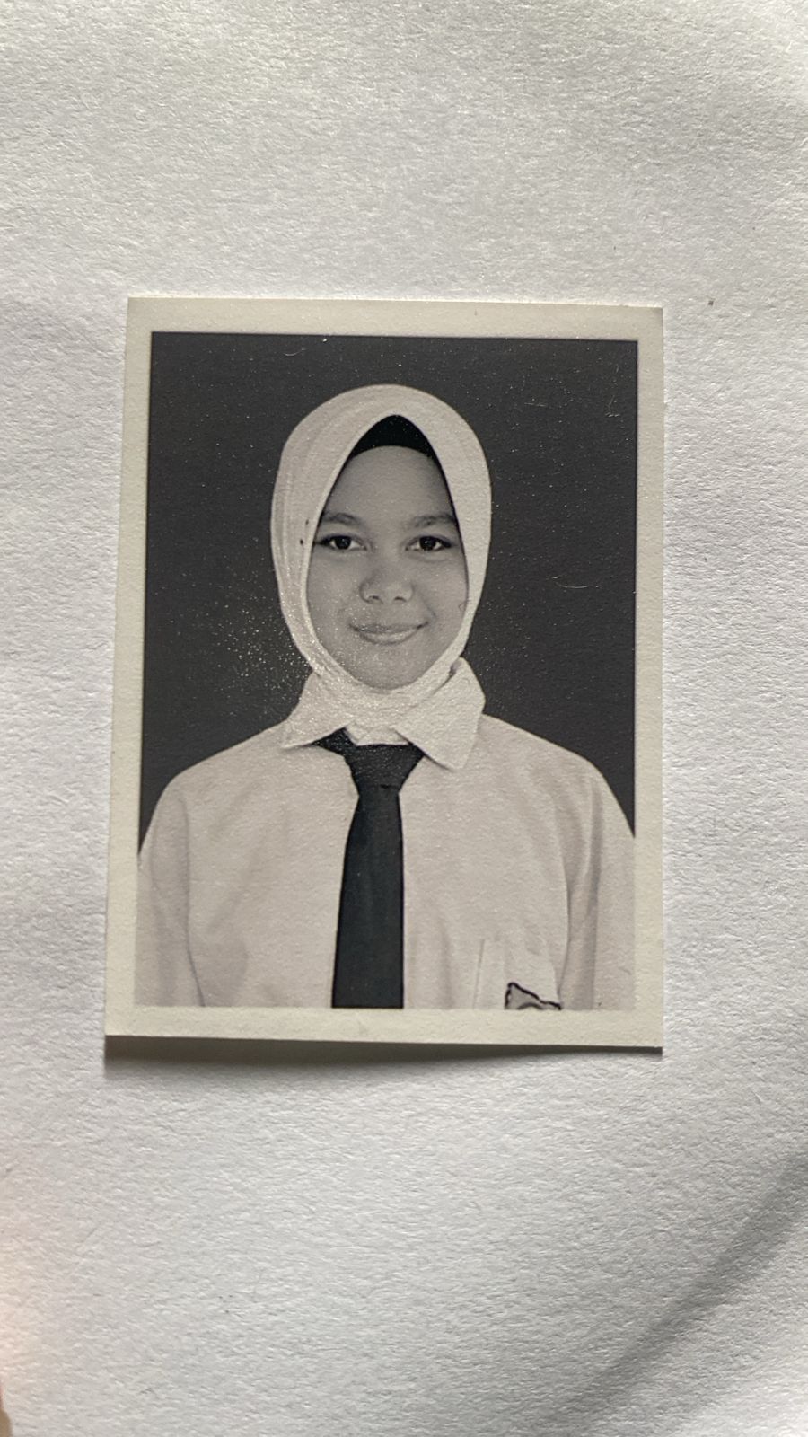 ANGGUN LESTARI